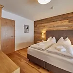 Residenz Der Wieshofer * Saalbach-Hinterglemm